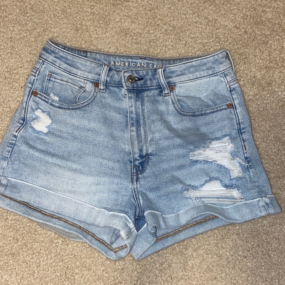AE mom shorts